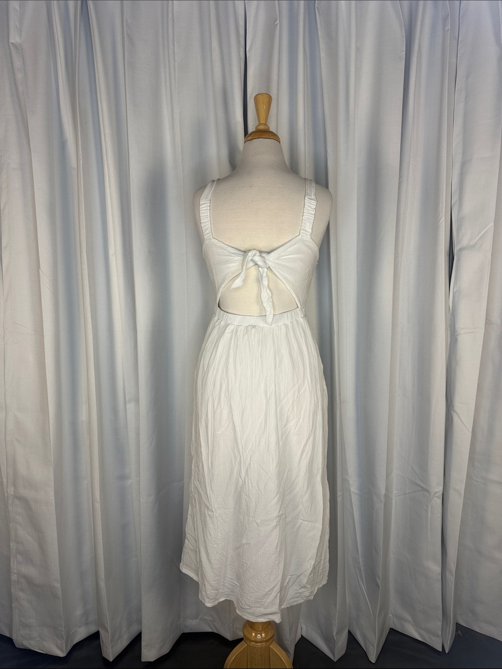 Jessica Simpson White Crochet Bodice Button-Front Midi Dress - Picture 2 of 2